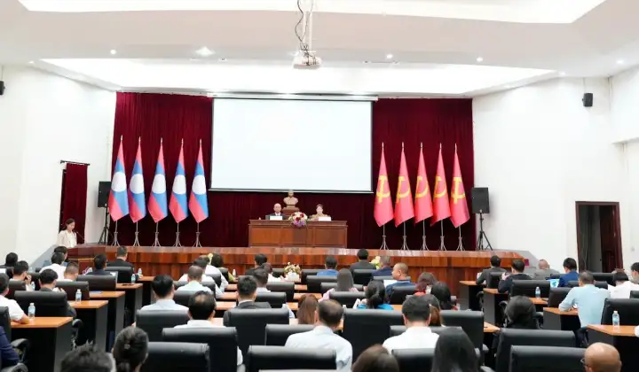 Kết nối, thúc đẩy hợp tác logistics Việt Nam – Lào