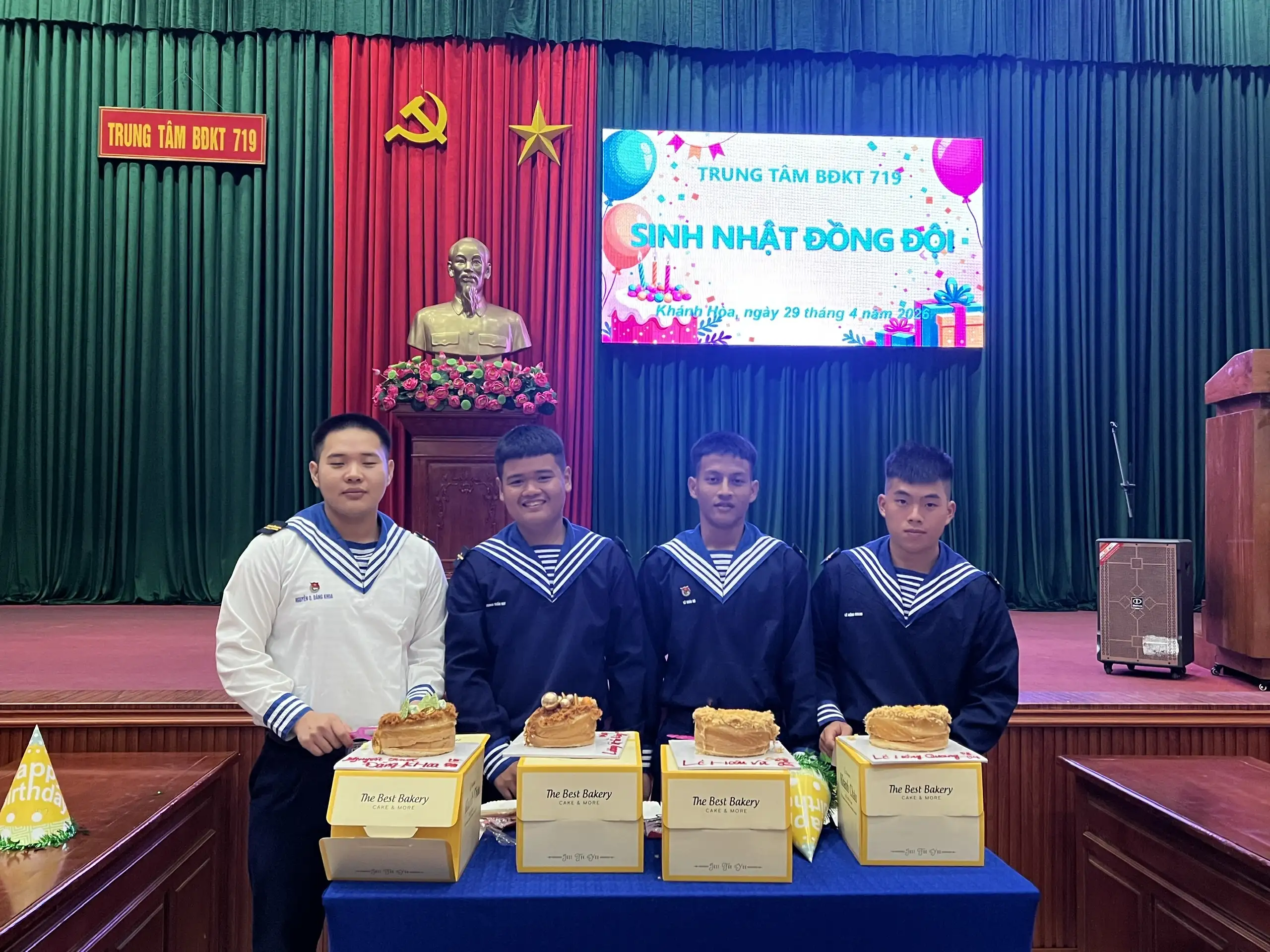 Trung tâm Bảo đảm Kỹ thuật 719 tổ chức nhiều hoạt động sôi nổi dịp lễ 30/4 và 1/5 2 Trung tâm Bảo đảm Kỹ thuật 719 tổ chức nhiều hoạt động sôi nổi dịp lễ 30-4 và 1-5