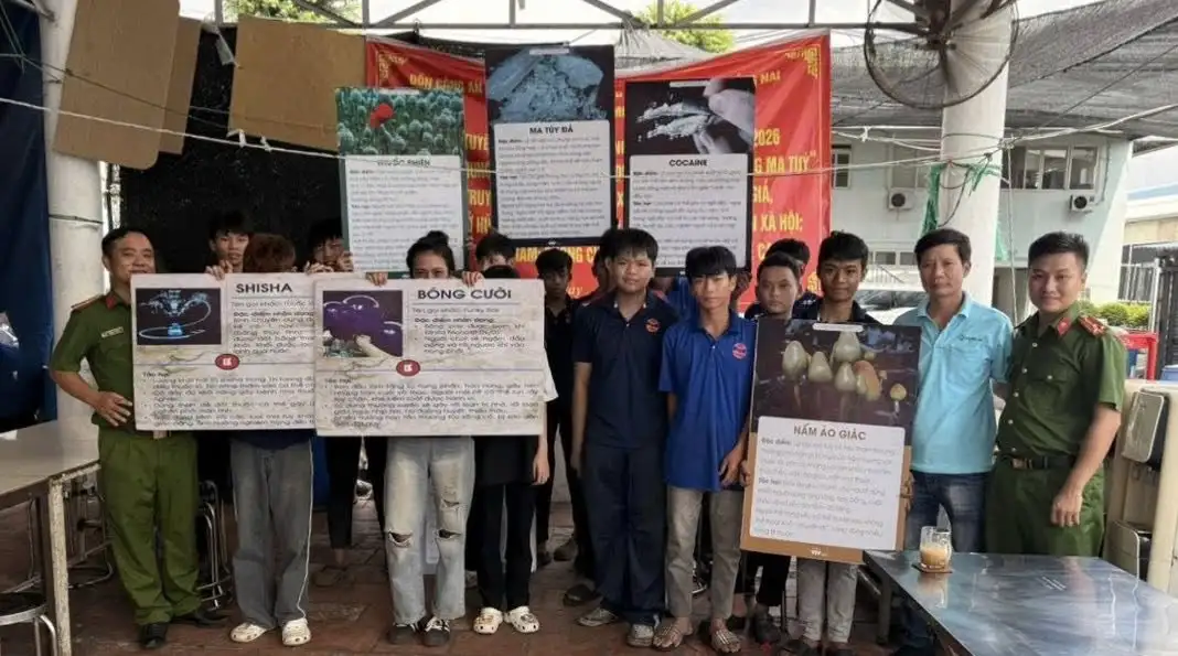 TP. Đồng Nai: Đồn Công an KCN Minh Hưng đẩy mạnh tuyên truyền tháng phòng, chống ma túy năm 2026 3 TP. Đồng Nai: Đẩy mạnh tuyên truyền tháng phòng, chống ma túy năm 2026