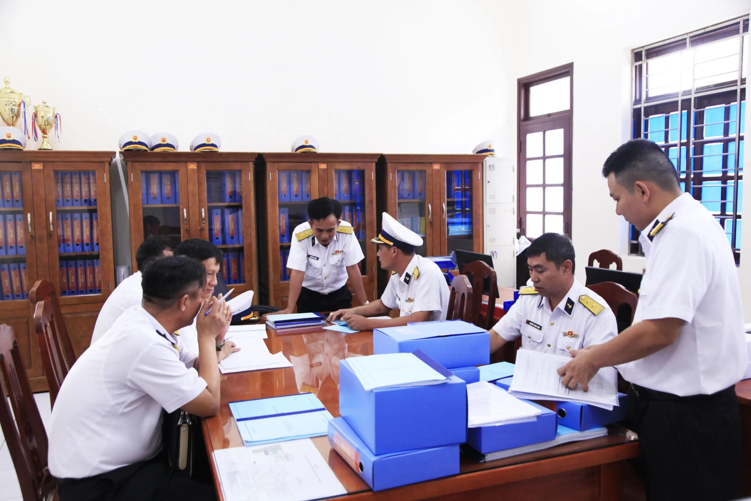 Bộ Tư lệnh Vùng 4 kiểm tra kết quả xây dựng đơn vị vững mạnh toàn diện “mẫu mực, tiêu biểu” 6 tháng đầu năm 2026 tại Lữ đoàn 162