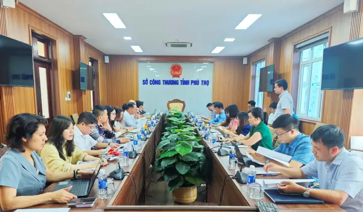 Phối hợp đồng bộ các giải pháp đột phá phát triển logistics trên địa bàn tỉnh Phú Thọ
