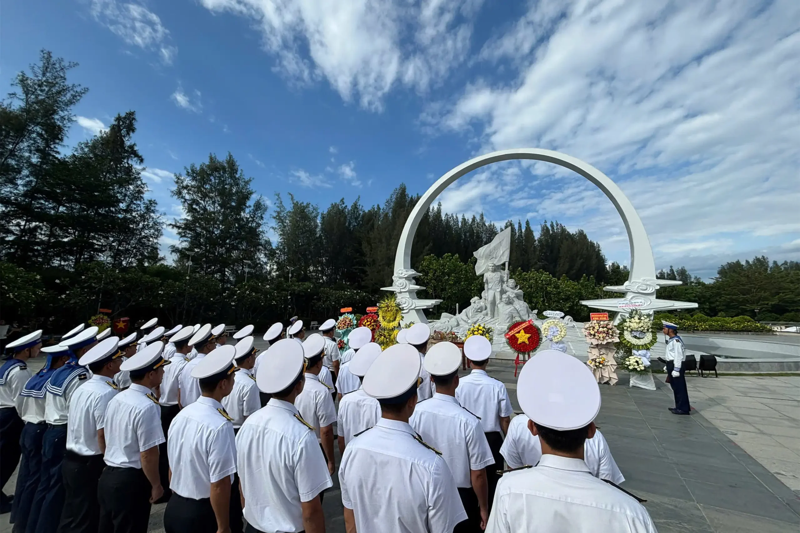 Lữ đoàn 162 tổ chức nhiều hoạt động tri ân nhân kỷ niệm 79 năm Ngày Thương binh – Liệt sĩ