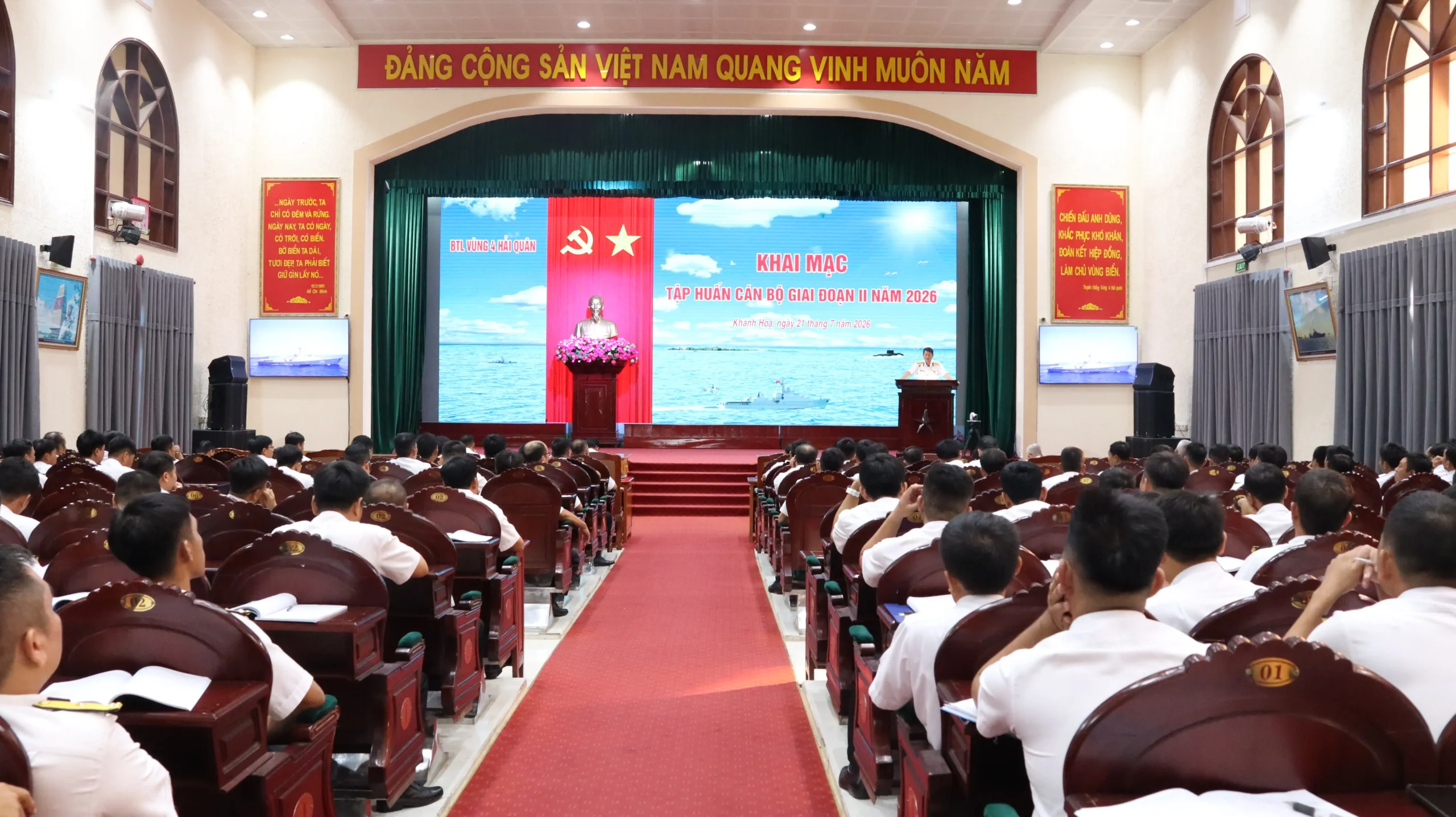 Vùng 4 Hải quân tập huấn cán bộ giai đoạn 2 năm 2026