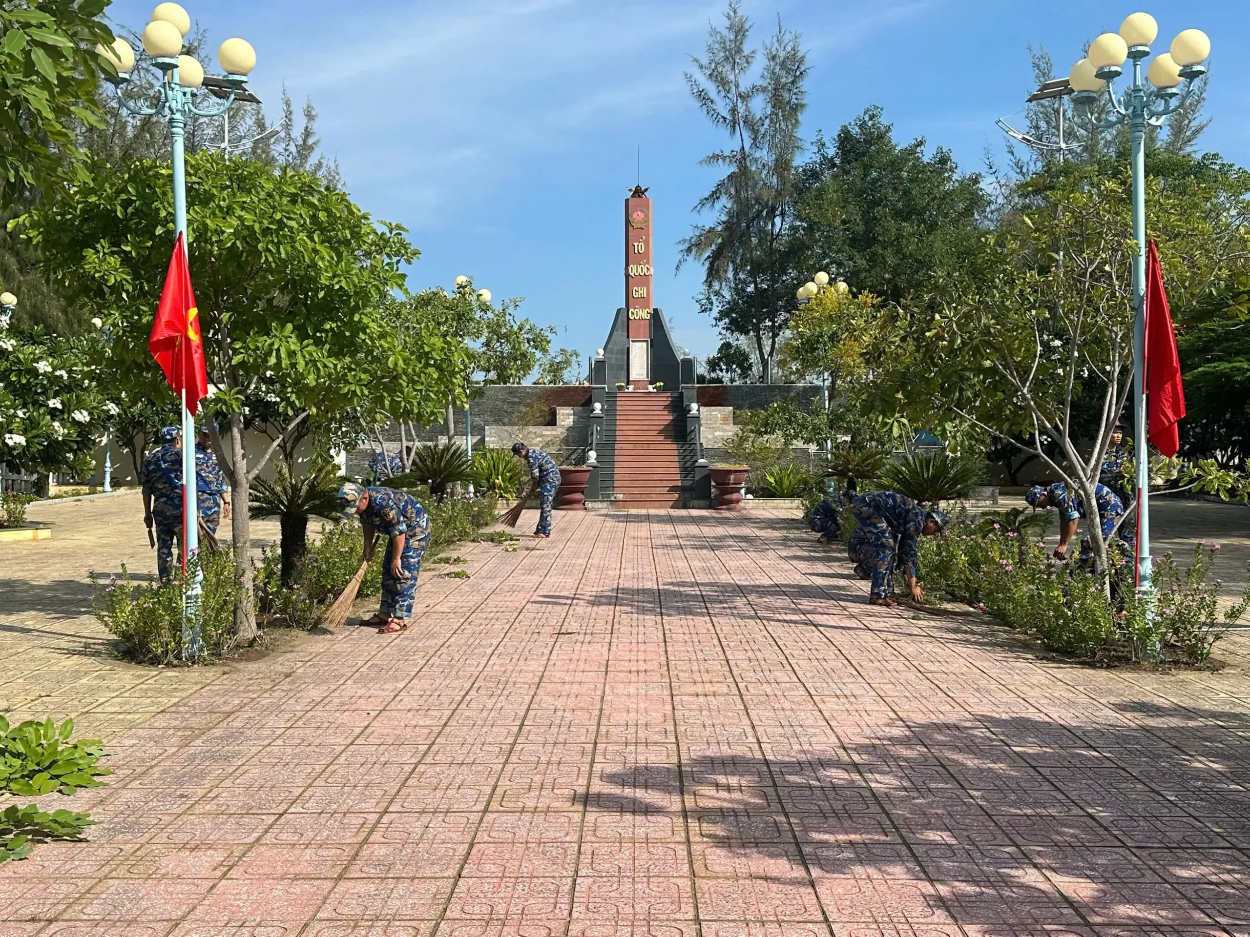 Tuổi trẻ Lữ đoàn 162 xung kích thực hiện “Ngày thứ Bảy tình nguyện”
