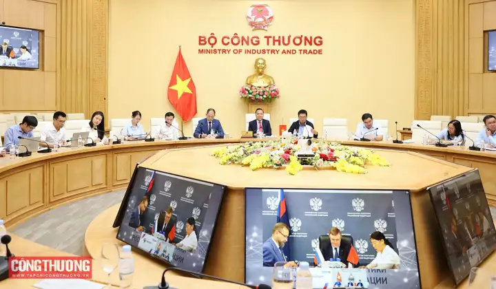 [CHÙM ẢNH] Thứ trưởng Nguyễn Hoàng Long làm việc trực tuyến với Bộ Năng lượng Liên bang Nga