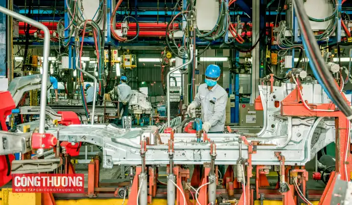 PMI ngành sản xuất tháng 6 đạt 51,8 điểm, sản lượng tăng nhanh nhất trong bốn tháng