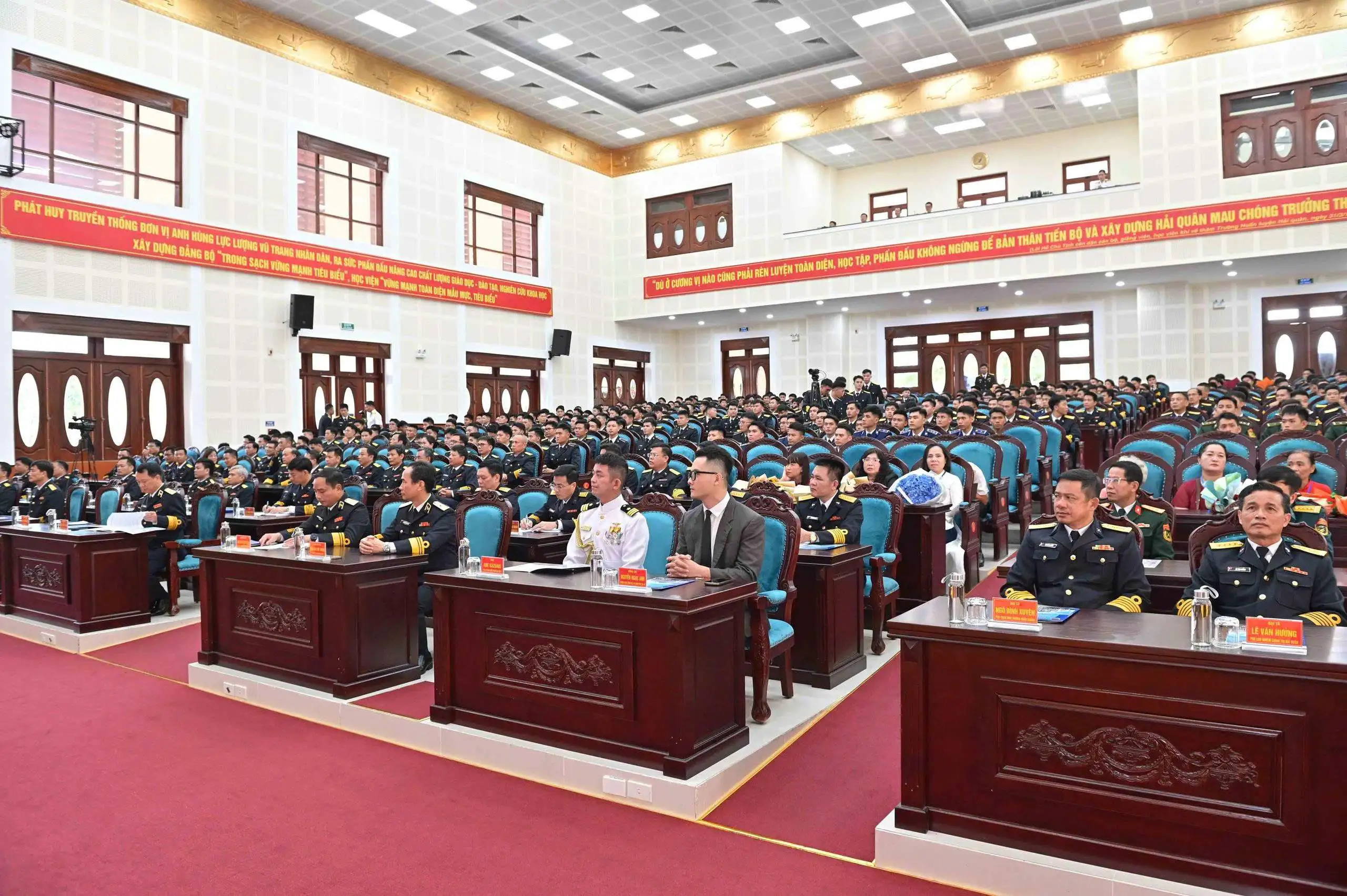 Học viện Hải quân tốt nghiệp đào tạo sĩ quan cấp phân đội Khóa 66