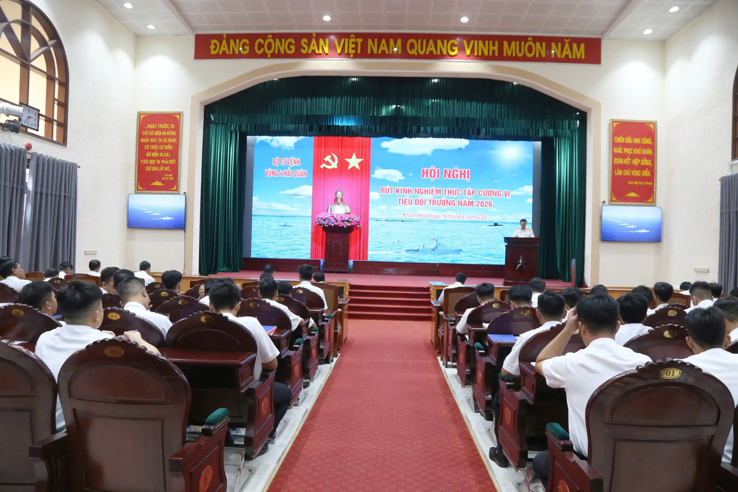 Vùng 4 Hải quân rút kinh nghiệm thực tập cương vị tiểu đội trưởng năm 2026