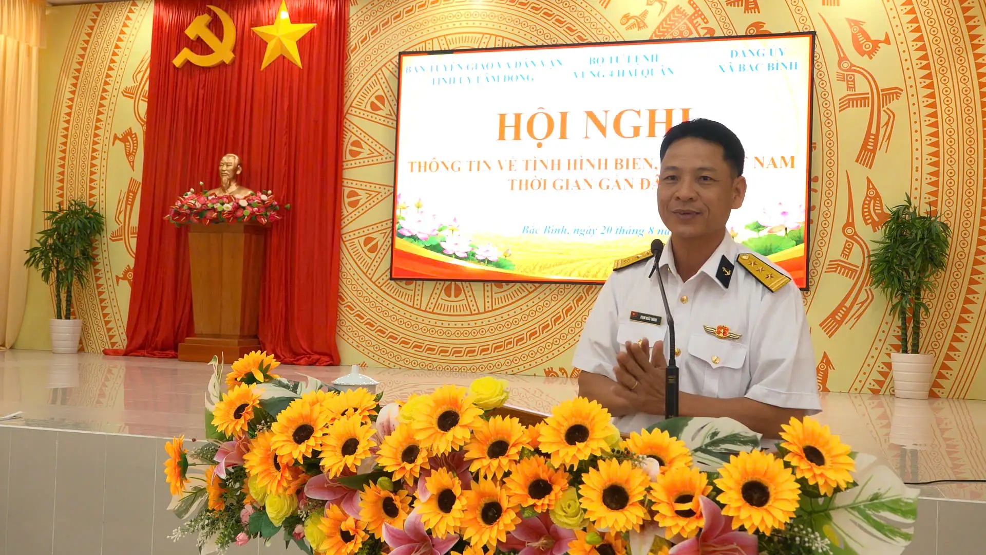 Vùng 4 Hải quân tuyên truyền biển, đảo tại tỉnh Lâm Đồng 1 Vùng 4 Hải quân tuyên truyền biển, đảo tại tỉnh Lâm Đồng