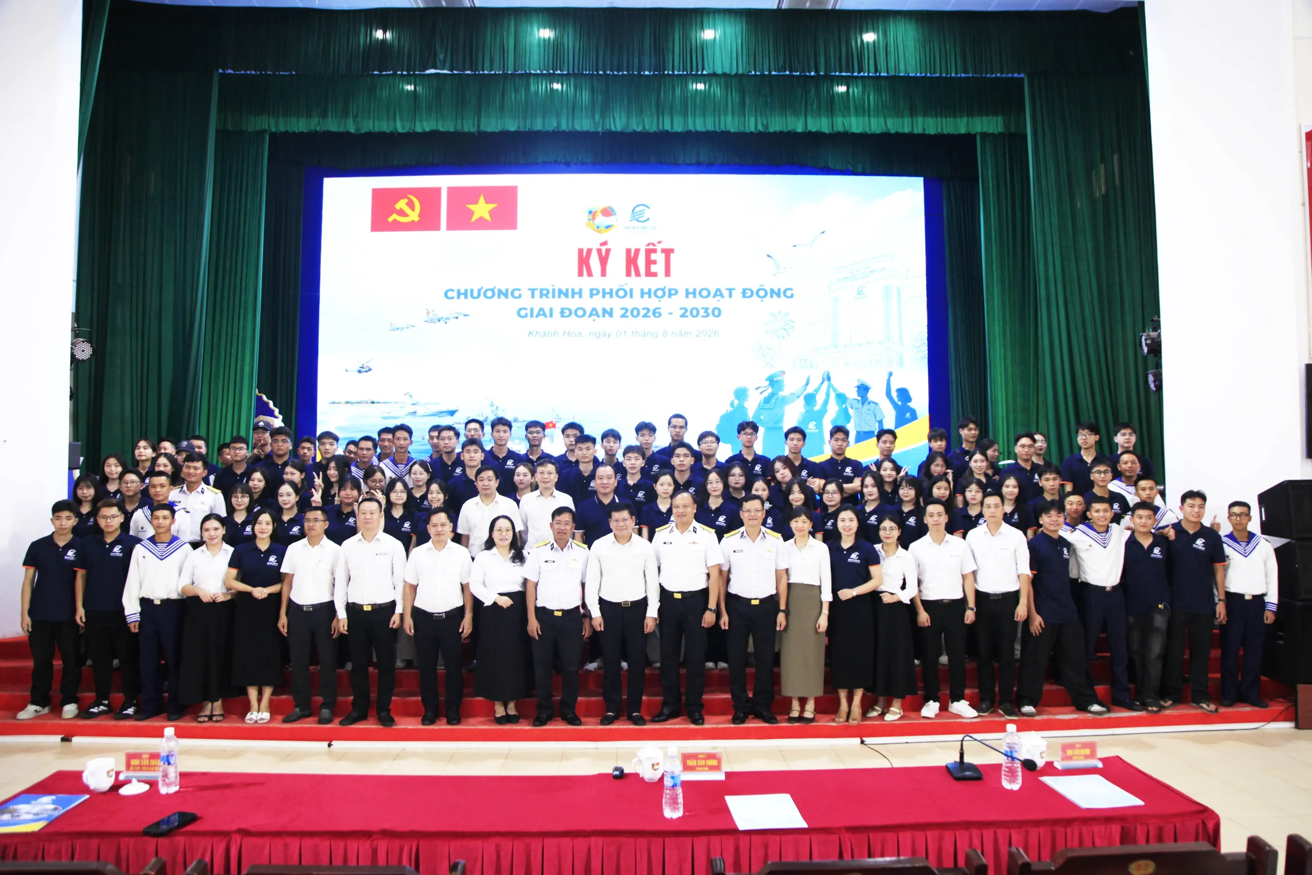 Nhiều hoạt động thiết thực trong chương trình phối hợp giữa Lữ đoàn 162 và Trường Đại học Điện lực