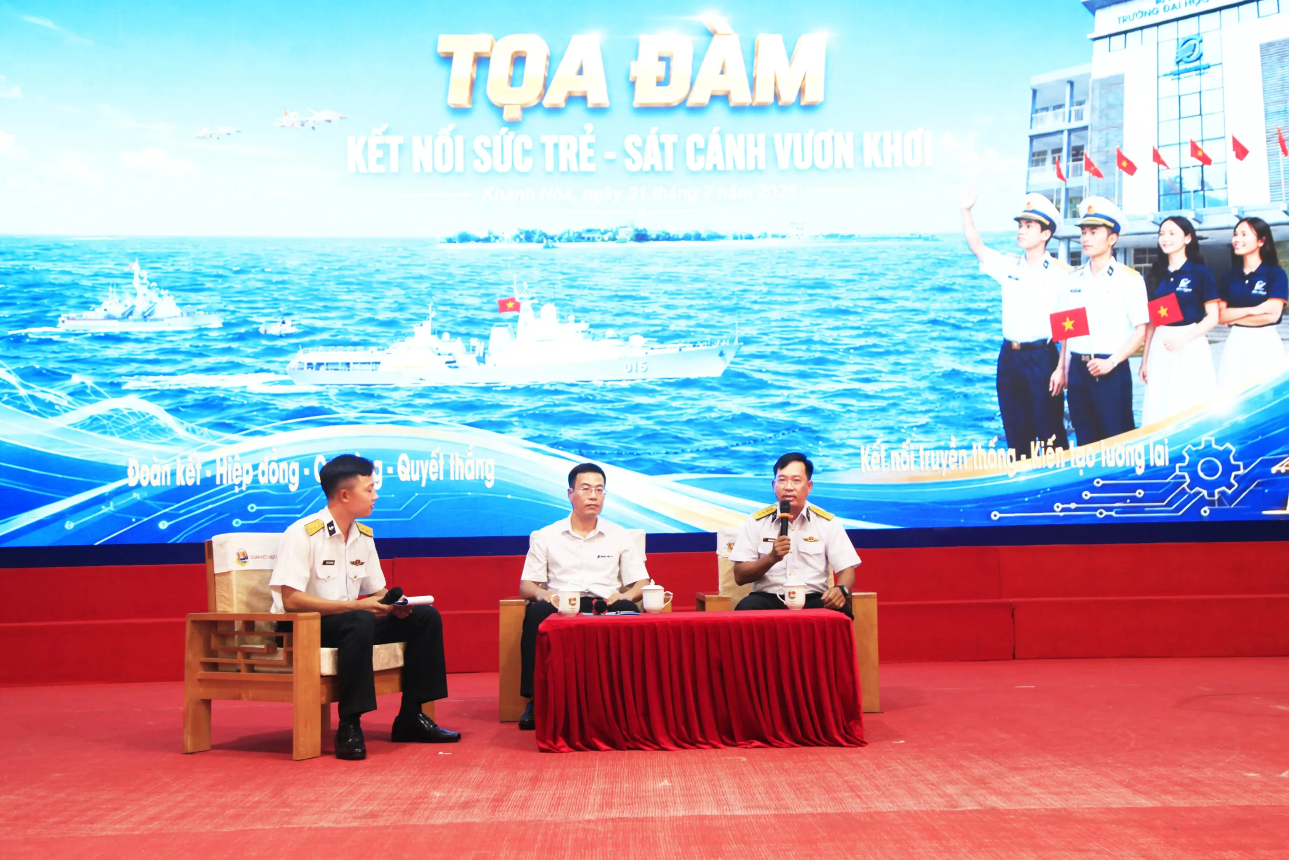 Nhiều hoạt động thiết thực trong chương trình phối hợp giữa Lữ đoàn 162 và Trường Đại học Điện lực 2 Nhiều hoạt động thiết thực trong chương trình phối hợp giữa Lữ đoàn 162 và Trường Đại học Điện lực