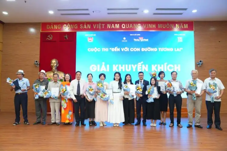Trao giải Cuộc thi “Đến với Con đường tương lai” và Phát động Cuộc thi “Lan tỏa tri thức Con đường tương lai”