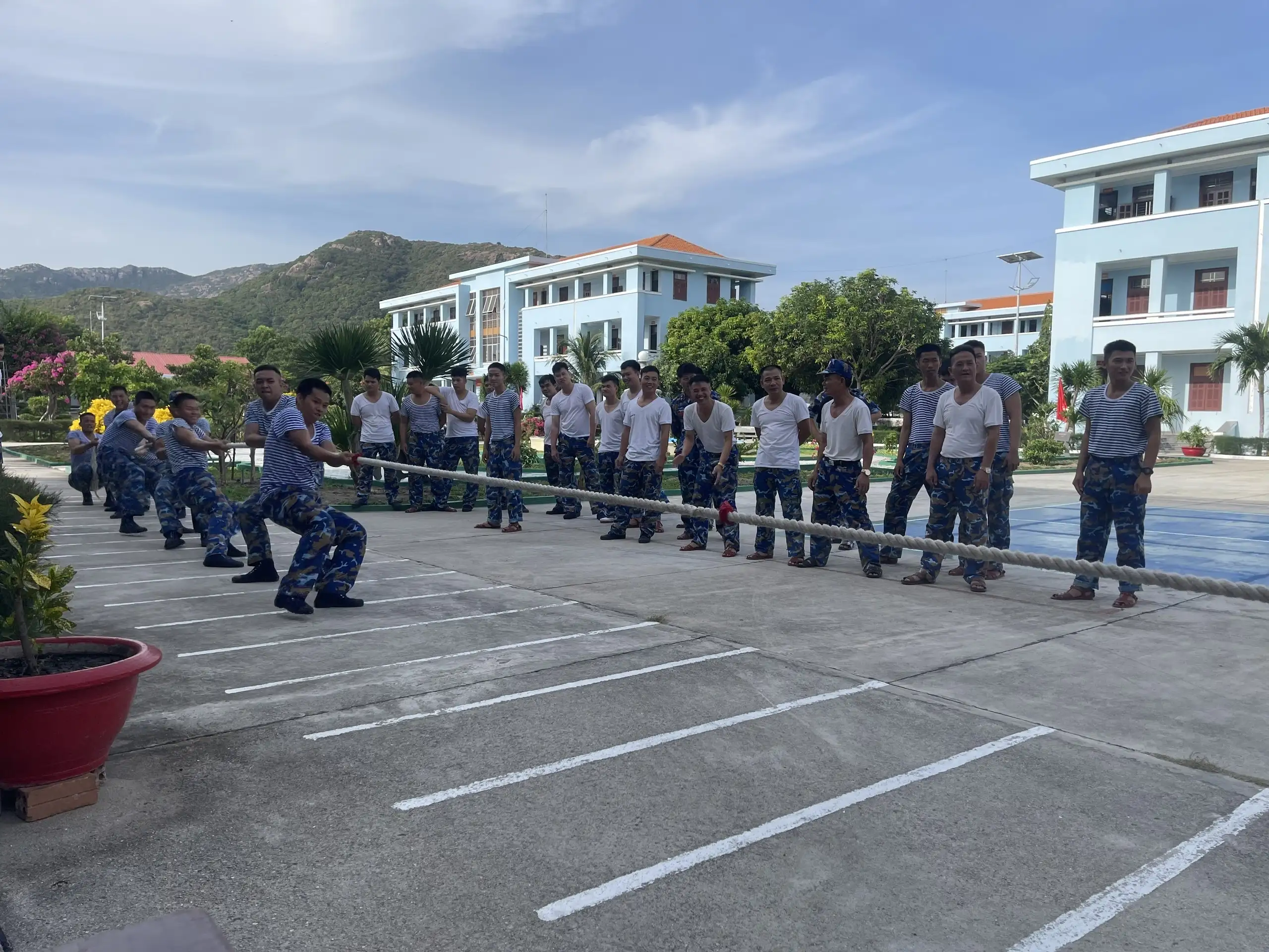 Trung tâm Bảo đảm Kỹ thuật 719 tổ chức nhiều hoạt động chào mừng Quốc khánh 2-9