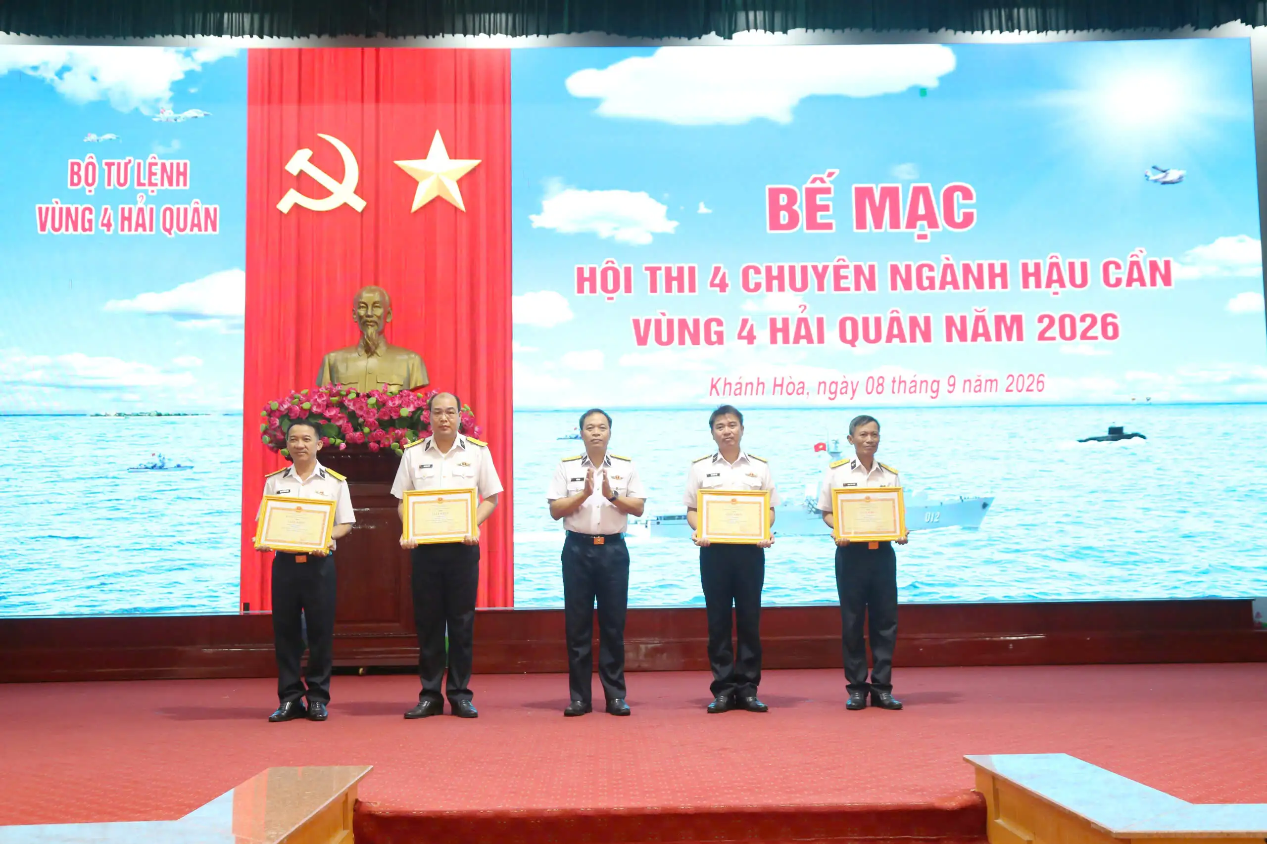Vùng 4 Hải quân bế mạc Hội thi 4 chuyên ngành hậu cần năm 2026