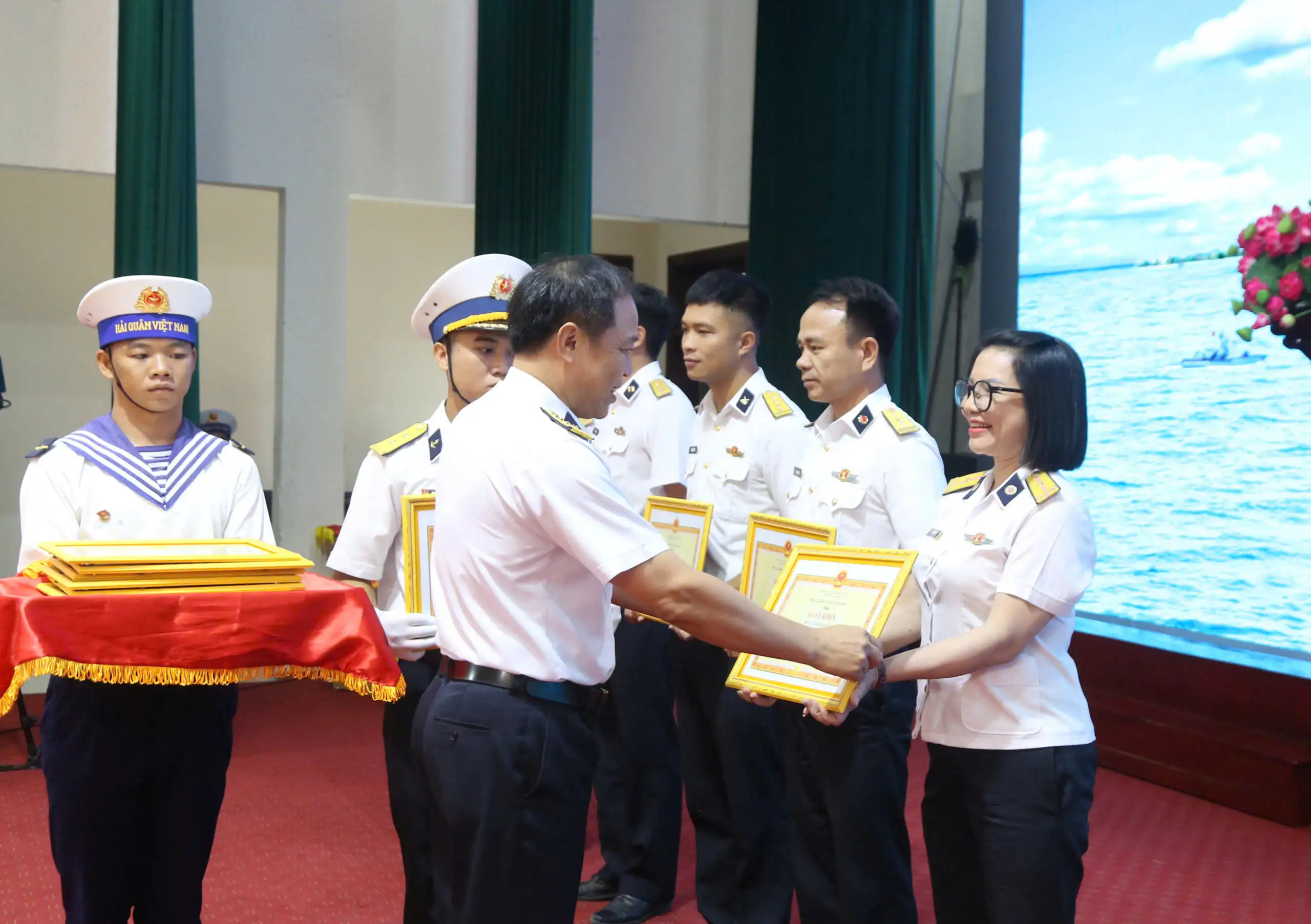 Vùng 4 Hải quân bế mạc Hội thi 4 chuyên ngành hậu cần năm 2026