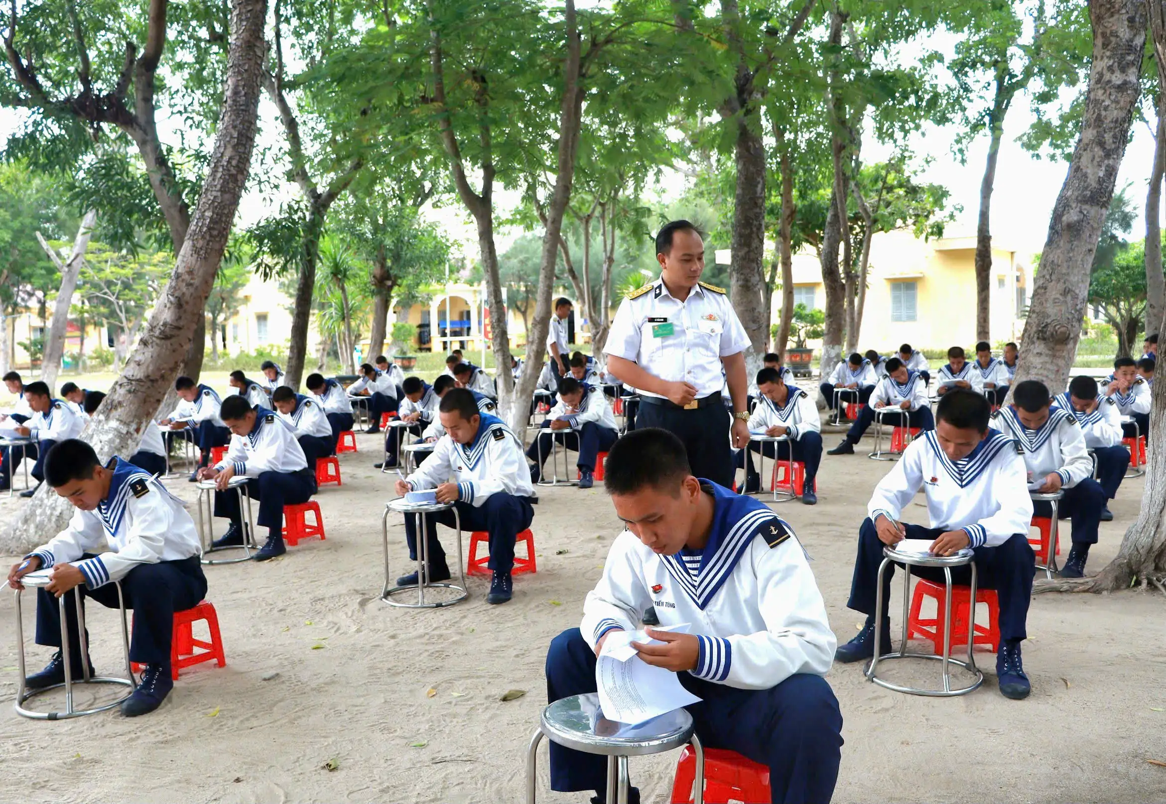 Lữ đoàn 101 tổ chức thi tốt nghiệp đào tạo HSQ-CH năm 2026
