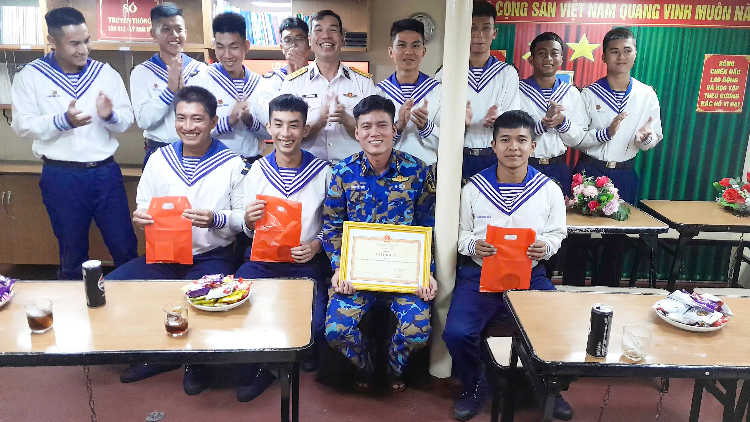 Lữ đoàn 162, Vùng 4 Hải quân sôi nổi các hoạt động chào mừng Quốc khánh