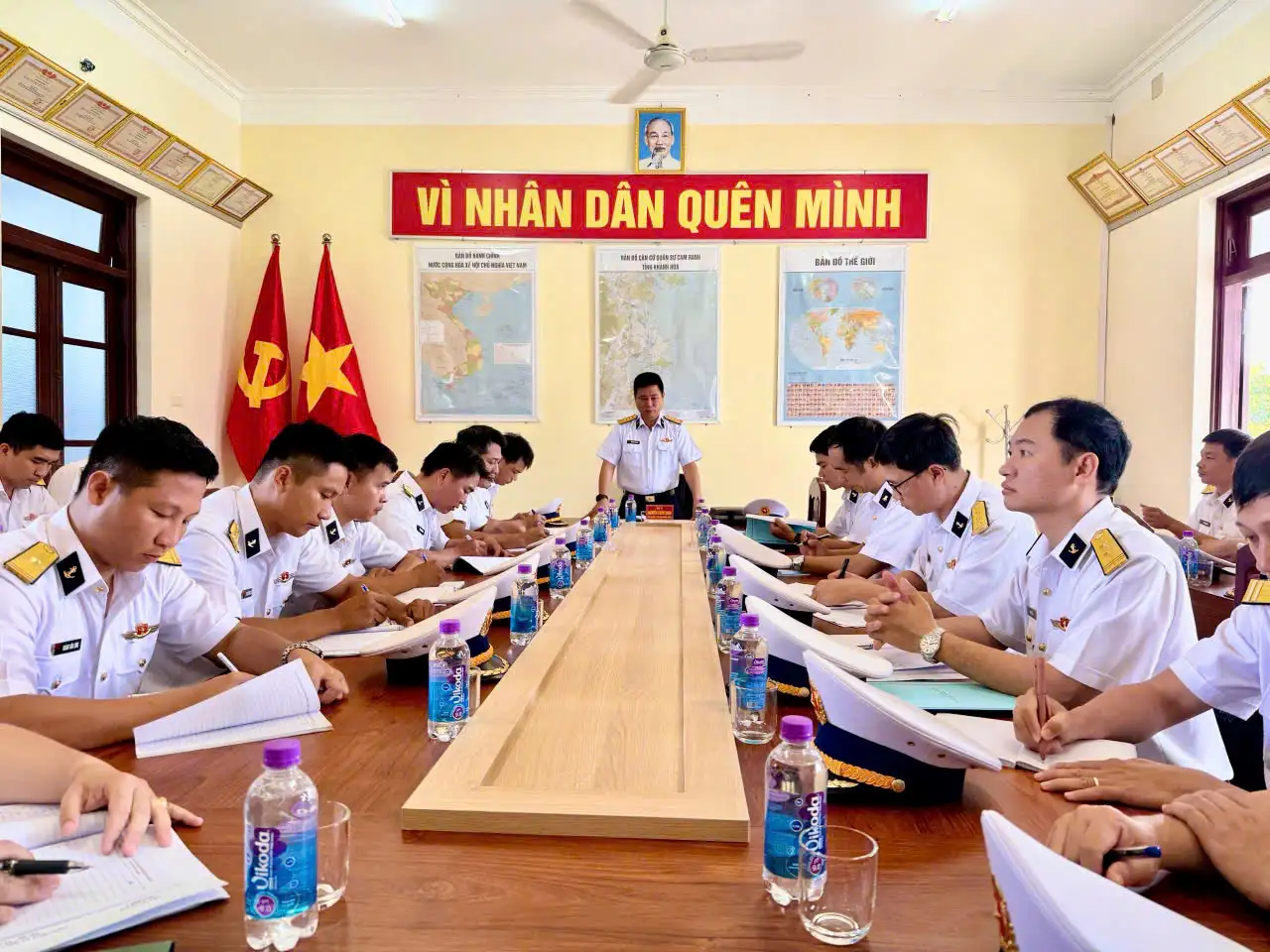 Vùng 4 Hải quân kiểm tra tại Tiểu đoàn 458