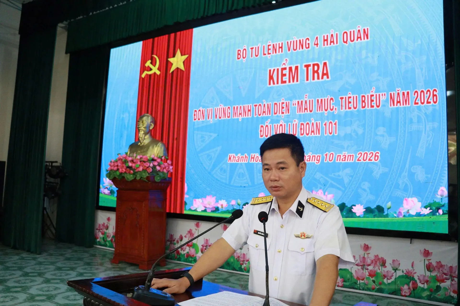 Vùng 4 Hải quân kiểm tra vững mạnh toàn diện “Mẫu mực, tiêu biểu” tại Lữ đoàn 101